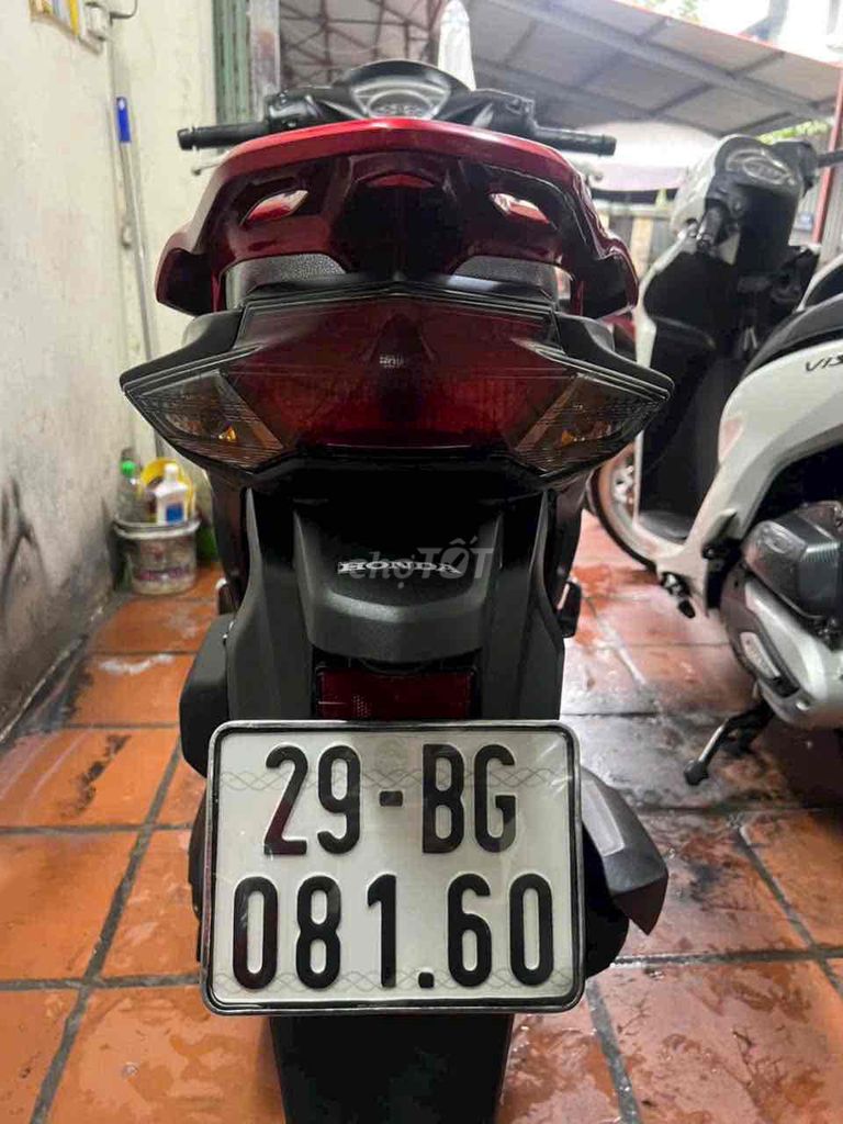 em cần bán vision đen 2025 như mới biển phố HN. Mua bán Xe máy tại Quận Long Biên Hà Nội được đăng bởi Bùi Đức Thuận hình 1