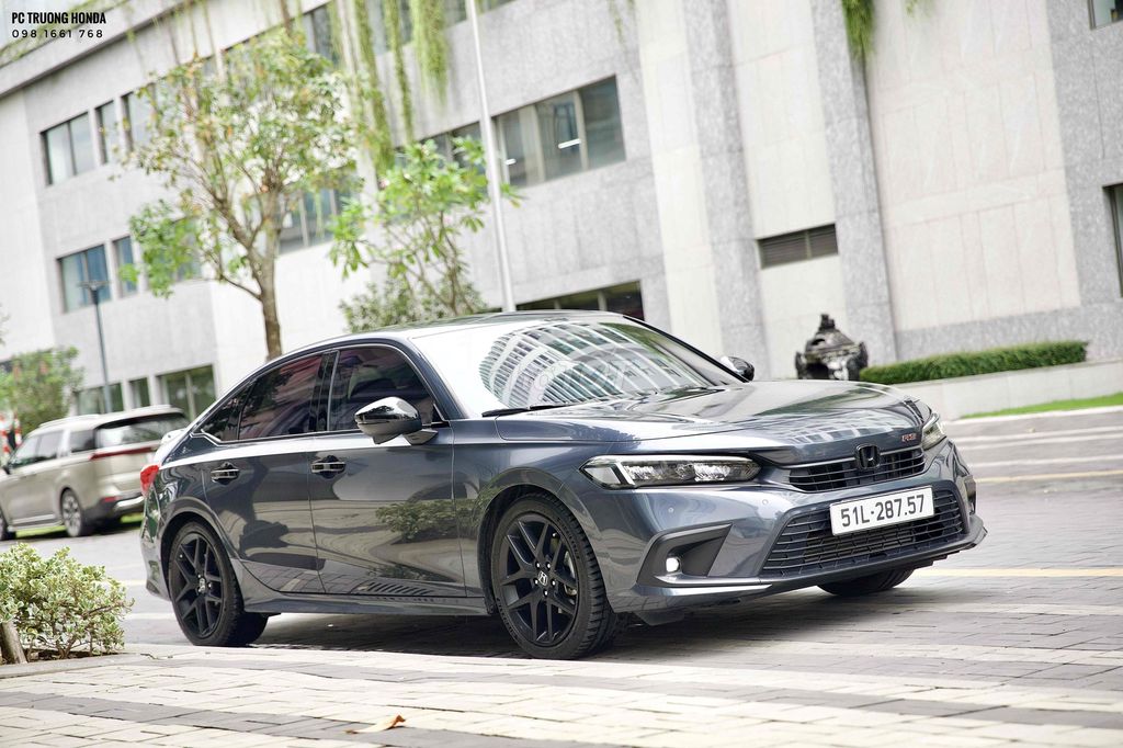 CIVIC RS 2024 CỰC MỚI, ODO: 15.000KM, BẢN CAO CẤP. Mua bán Ô tô tại Quận 10 Tp Hồ Chí Minh được đăng bởi PC Trương hình 7