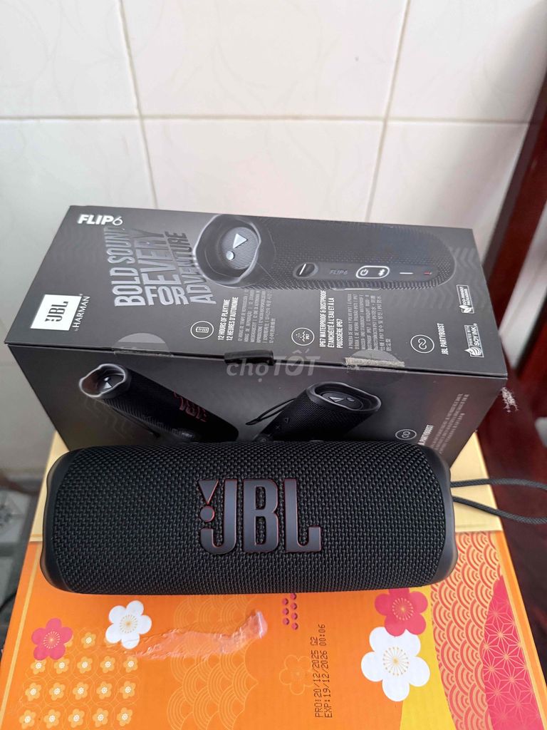 Loa Bluetooth JBL Flip 6 Đen. Mua bán Tivi, Âm thanh tại Thành phố Trà Vinh Trà Vinh được đăng bởi alibaba hình 1
