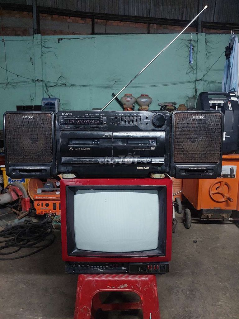 Tivi JVC C-140ME Đỏ, Đen. Mua bán Tivi, Âm thanh tại Huyện Bình Chánh Tp Hồ Chí Minh được đăng bởi Phan Nhâm hình 1