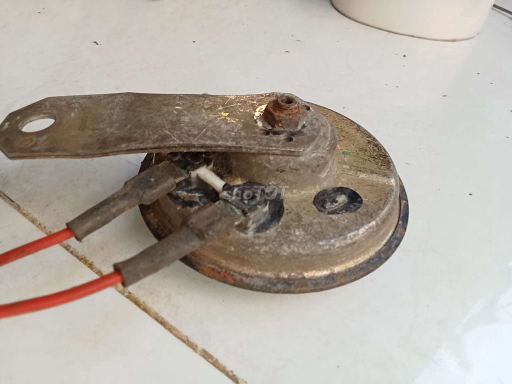 Kèn xe tay ga zin nhật. Mua bán Phụ tùng xe tại Quận Bình Thạnh Tp Hồ Chí Minh được đăng bởi A Hùng hình 2