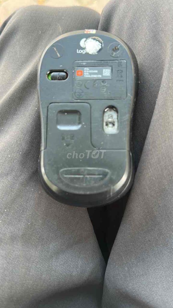 Chuột Logitech không dây Đen. Mua bán Phụ kiện (Màn hình, Chuột...) tại Quận Long Biên Hà Nội được đăng bởi Victorial hình 1