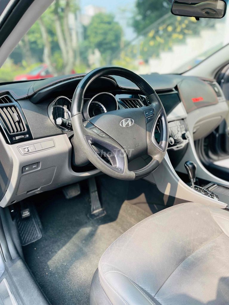 Hyundai Sonata 2012 Xám. Mua bán Ô tô tại Thị xã Sơn Tây Hà Nội được đăng bởi Chữ Tín hình 7