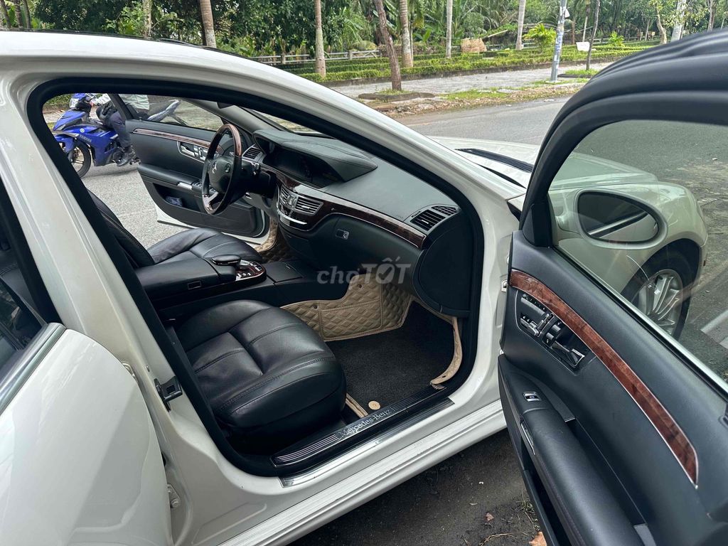 Mercedes Benz S Class 2007 S550 - 726000 km. Mua bán Ô tô tại Quận Bình Thuỷ Cần Thơ được đăng bởi Phuong hình 4