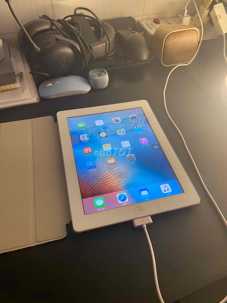 Apple iPad 2 32GB Trắng ( bán xác ). Mua bán Máy tính bảng tại Thành phố Thủ Đức Tp Hồ Chí Minh được đăng bởi Nguyễn Minh Tuấn hình 1