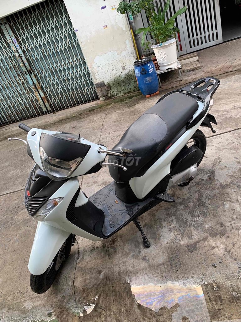 Cần bán SH ý 150i ba cục biển số tp ( xe nhà ). Mua bán Xe máy tại Quận Bình Tân Tp Hồ Chí Minh được đăng bởi Lộc Trần hình 5