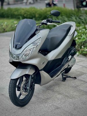 Pcx 2015 ( nậu xớ chỉ cần 17 ). Mua bán Xe máy tại Quận 8 Tp Hồ Chí Minh được đăng bởi Phạm Đức