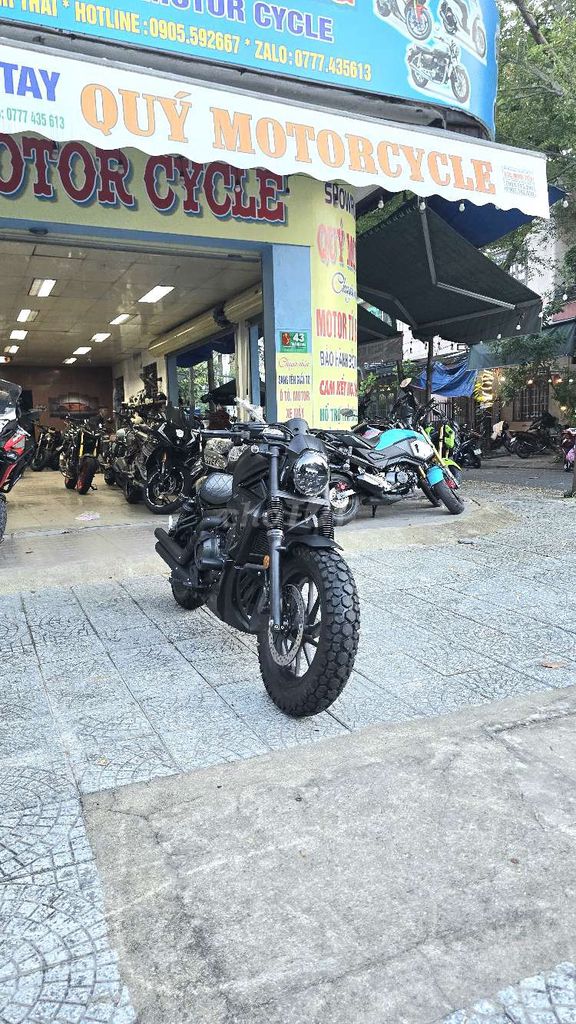 Honda Rebel 500 6000 km màu Đen