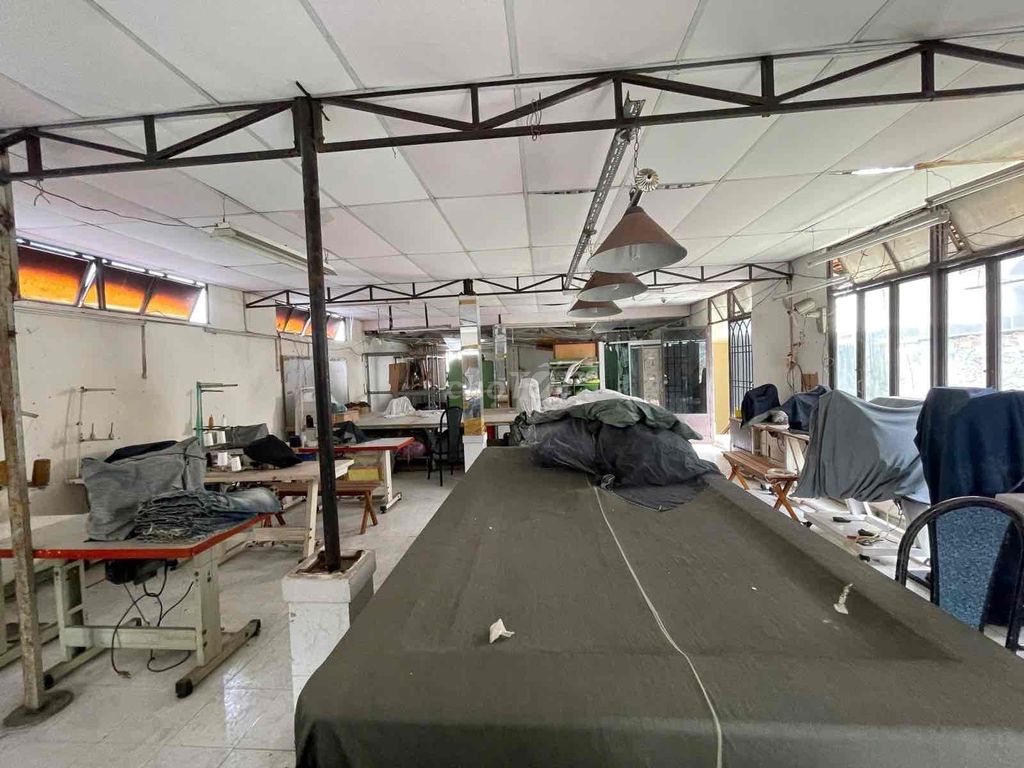 Biệt thự Lê Đức Thọ, 300m2, ngang 10m, xe tải đậu cửa, hơn 19 tỷ TL