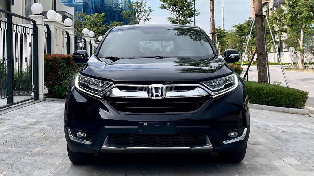 HONDA CRV G 2018 odo chuẩn 5v xe đẹp tuyệt đối. Mua bán Ô tô tại Quận Bắc Từ Liêm Hà Nội được đăng bởi Trung Auto 26 Phạm Văn Đồng hình 4