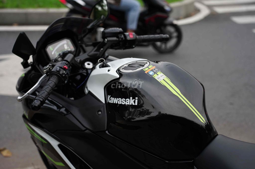 🤐🤢 KAWASAKI NINJA 650 MẪU mới, đồng hồ tft. Mua bán Xe máy tại Thành phố Thủ Đức Tp Hồ Chí Minh được đăng bởi Thi Moto Thủ Đức hình 4