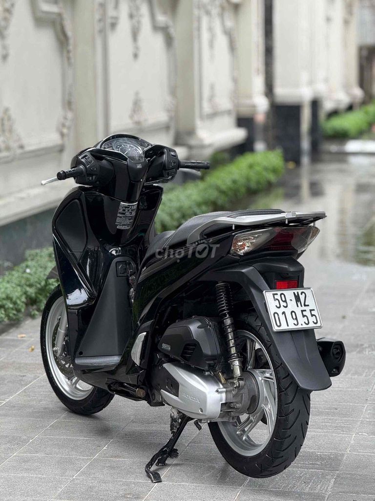 SH 150i ABS 2017 BSTP 1 CHỦ. Mua bán Xe máy tại Thành phố Thủ Đức Tp Hồ Chí Minh được đăng bởi Vũ Vũ hình 13