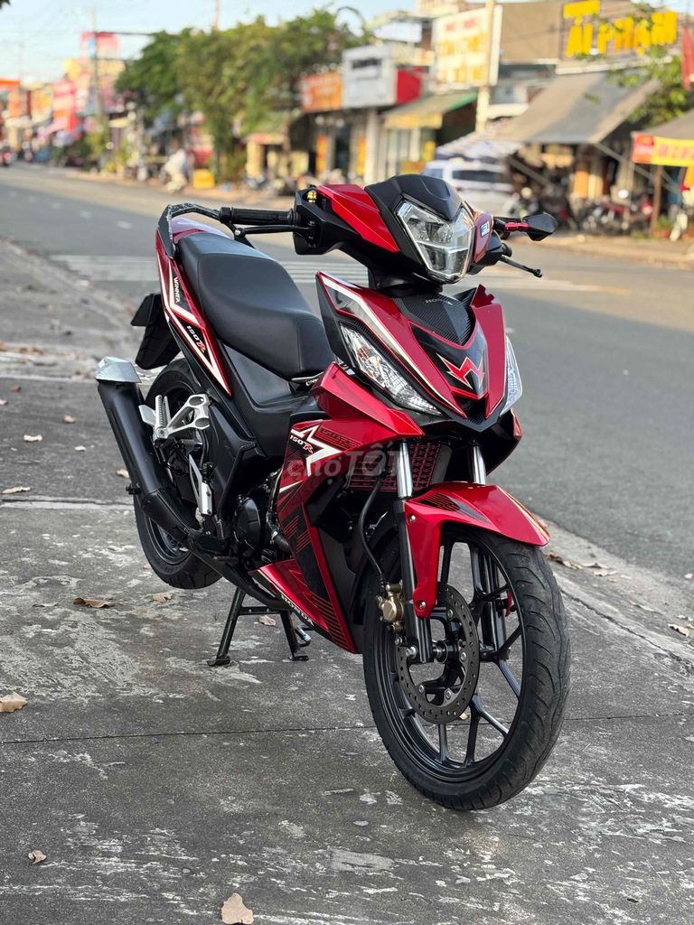 Honda Winner V1 Đỏ đen 29000 km. Mua bán Xe máy tại Thị xã Bến Cát Bình Dương được đăng bởi xe máy trả góp tín nghĩa  hình 2