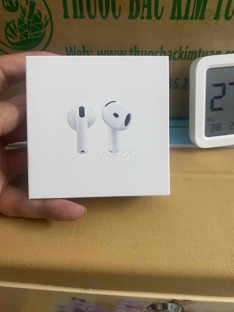 Tai nghe Apple AirPods 4 Trắng Mới new seal FPT. Mua bán Tivi, Âm thanh tại Quận Ngũ Hành Sơn Đà Nẵng được đăng bởi Ohenrita hình 1