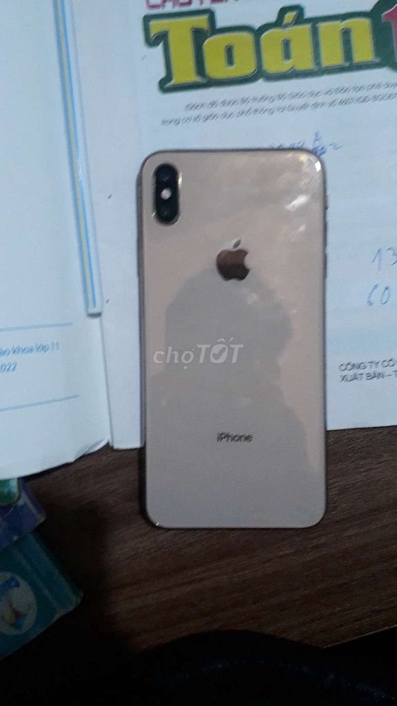 Apple iPhone XS Max Vàng. Mua bán Điện thoại tại Huyện Mường Khương Lào Cai được đăng bởi nhi linh lung hình 1