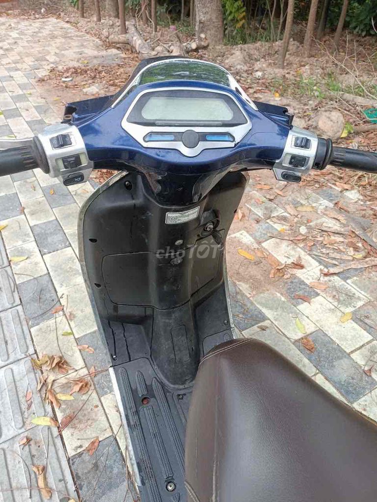 xe 50cc đã qua sd vỏ sấu đăng ký xe năm 2021. Mua bán Xe máy tại Quận Long Biên Hà Nội được đăng bởi Phan tân hình 3