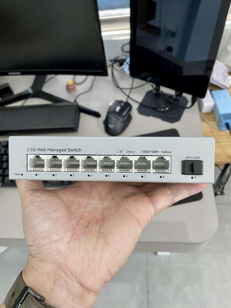 Switch mạng LIANGUO Newseal. Mua bán Phụ kiện (Màn hình, Chuột...) tại Thành phố Pleiku Gia Lai được đăng bởi Thực hình 1