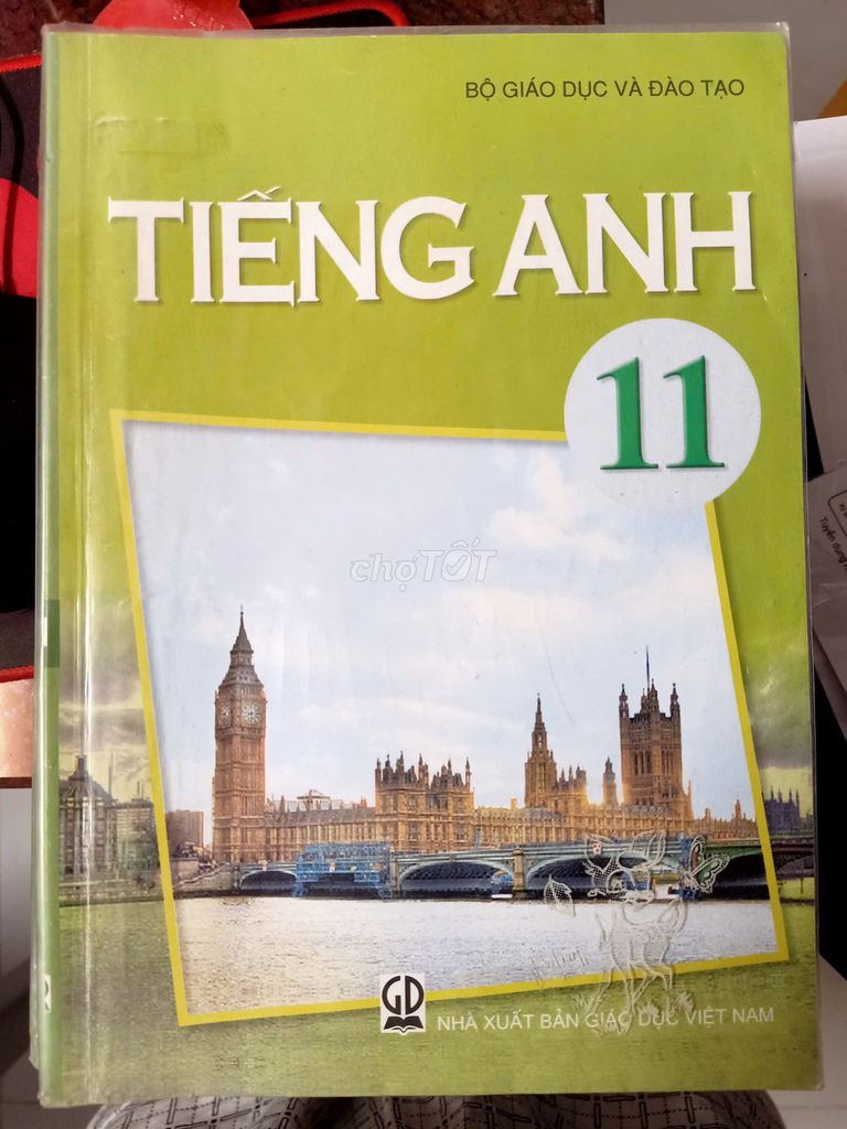 Sách giáo khoa Tiếng anh 11