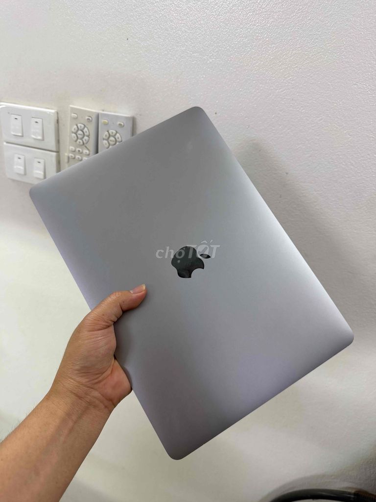 MacBock Pro 2020. Mua bán Laptop tại Huyện Bình Xuyên Vĩnh Phúc được đăng bởi Minh  hình 1