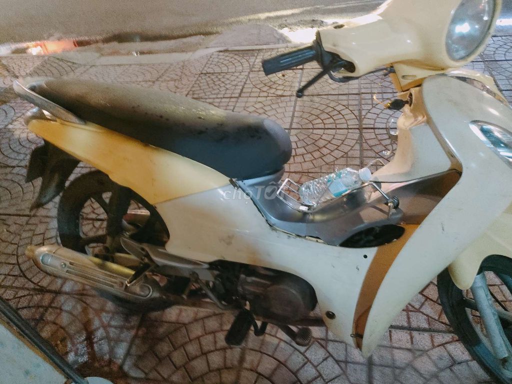 Xe máy Viela 110cc màu Vàng kem. Mua bán Xe máy tại Quận Phú Nhuận Tp Hồ Chí Minh được đăng bởi Nguyễn thanh phong hình 2