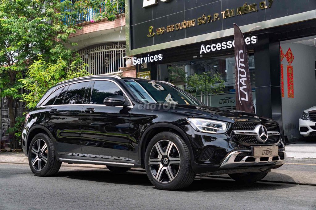 LONG ANH AUTO về Mercedes GLC200 4Matic model 2021. Mua bán Ô tô tại Quận 7 Tp Hồ Chí Minh được đăng bởi LongAnh AuTo  hình 2
