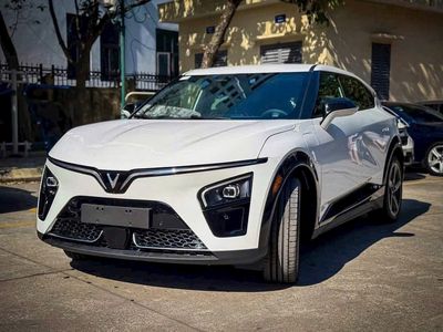 VinFast VF7 Plus Đủ Màu, Sẵn Hồ Sơ Giao Trong Ngày. Mua bán Ô tô tại Huyện Bình Chánh Tp Hồ Chí Minh được đăng bởi Vinfast Bình Chánh