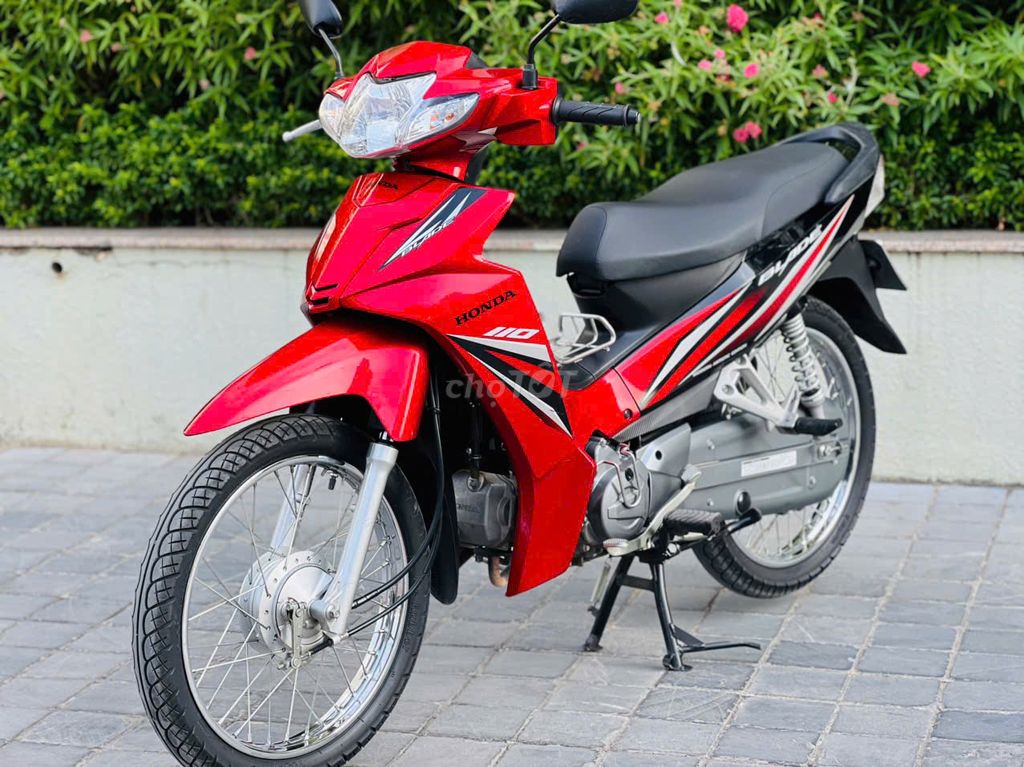 Honda WAVE BLADE ĐỎ ĐEN XE MÁY NGUYÊN 2022 MỚI 99%. Mua bán Xe máy tại Quận Nam Từ Liêm Hà Nội được đăng bởi TÙNG LÂM hình 1