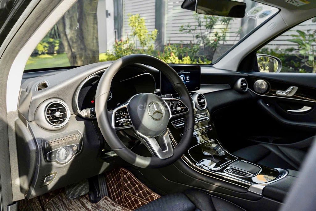 Bán xe GLC200 Facelift 2021 đi ít siêu mới. Mua bán Ô tô tại Quận 7 Tp Hồ Chí Minh được đăng bởi tuấn anh hình 4