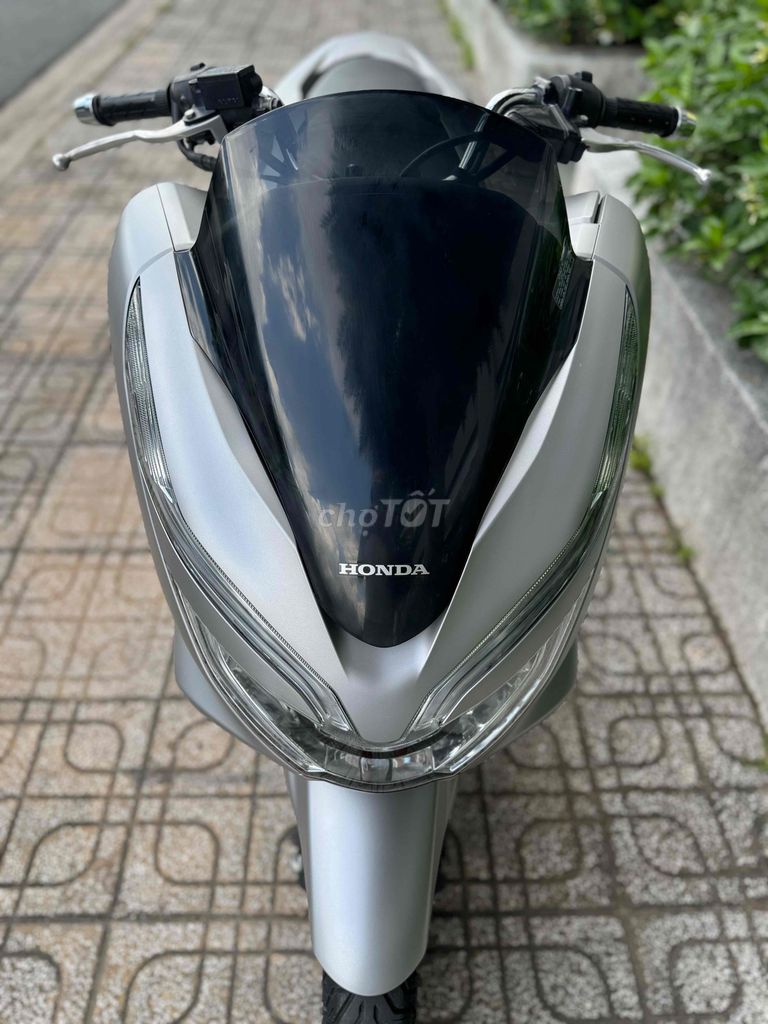 Honda PCX 150 2018 Smart Key Bạc. Mua bán Xe máy tại Thành phố Thủ Đức Tp Hồ Chí Minh được đăng bởi  xe máy HOÀNG THỊNH Thủ Đức  hình 5