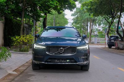 Volvo XC60 2025 Ultimate Dark B6 AWD - 4000 km. Mua bán Ô tô tại Quận Long Biên Hà Nội được đăng bởi Em Hải chuyên Volvo