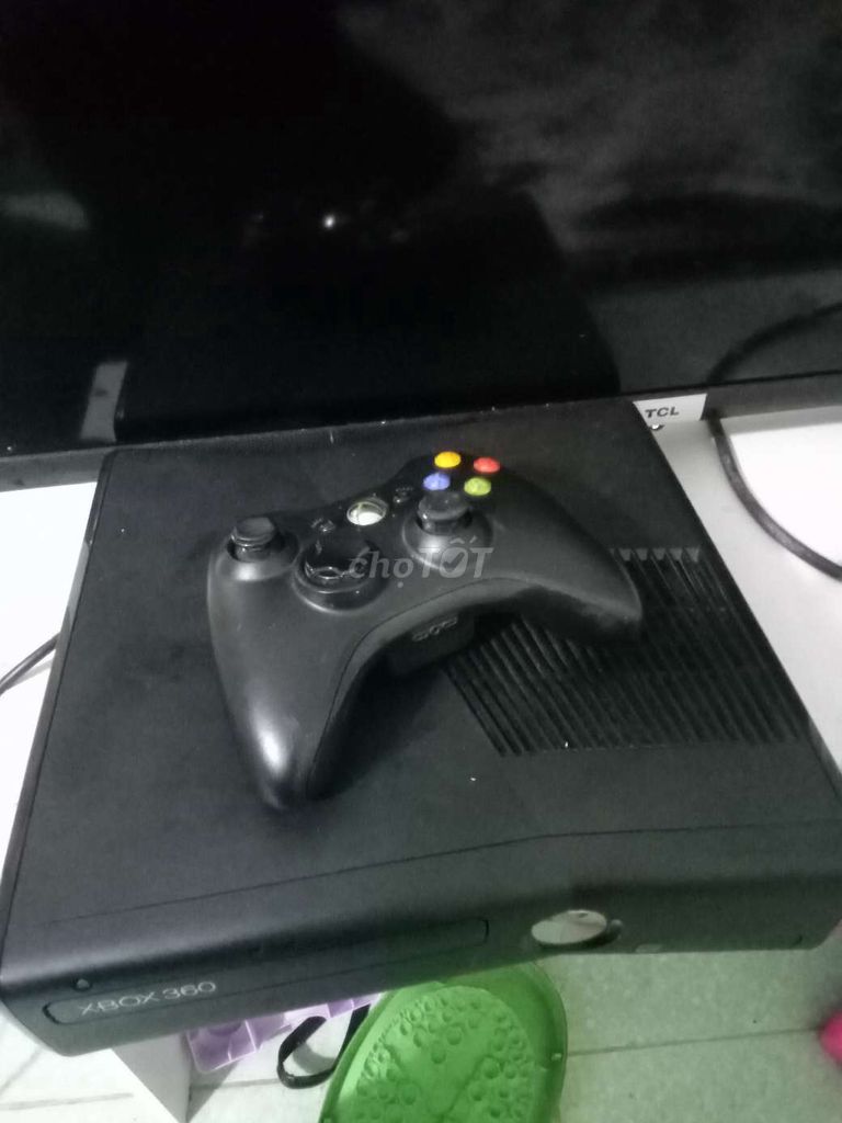 Máy chơi game Microsoft Xbox 360 Đen. Mua bán Thiết bị chơi game tại Thị xã Điện Bàn Quảng Nam được đăng bởi Nam Le hình 1