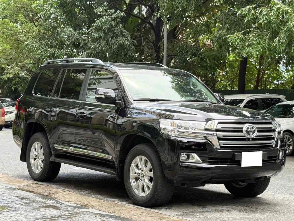 Toyota LandCruiser VX 4.6 V8 sx 2020 màu đen. Mua bán Ô tô tại Quận Cầu Giấy Hà Nội được đăng bởi Cao Quý hình 3