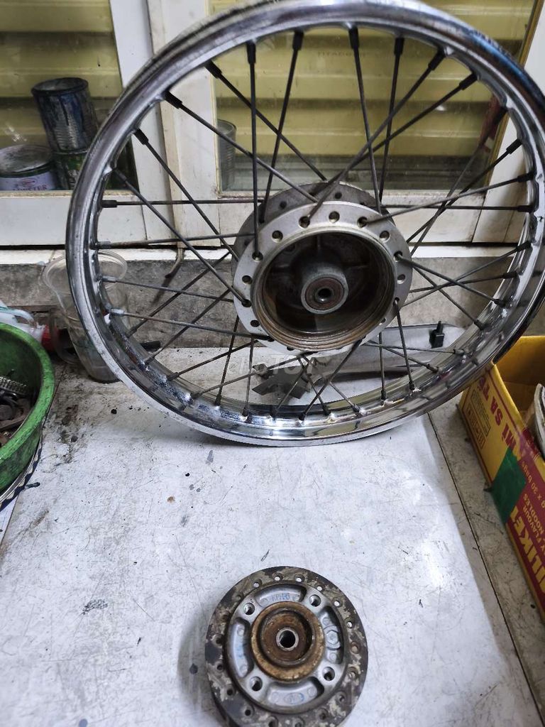 Đùm sau wave RS căm niềng zin ko má. Mua bán Phụ tùng xe tại Quận Bình Tân Tp Hồ Chí Minh được đăng bởi Le quynh hình 1