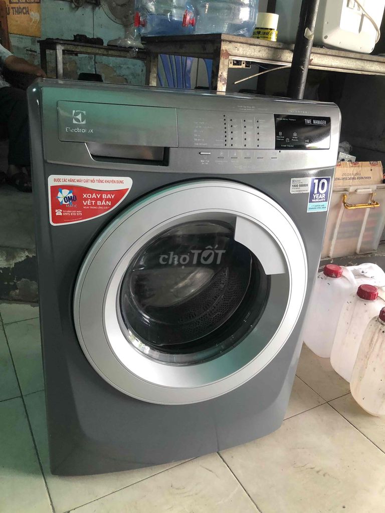 Máy giặt electrolux 8kg inverter giặt tốt. Mua bán Máy giặt tại Thành phố Thủ Đức Tp Hồ Chí Minh được đăng bởi Bích Phượng hình 1