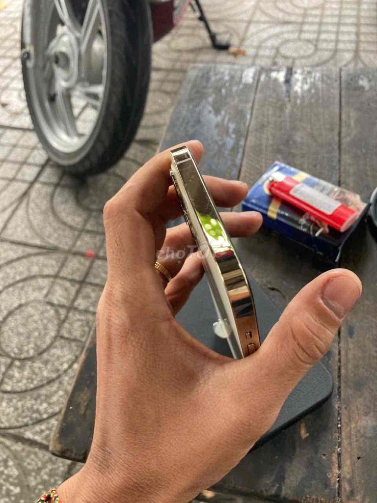 Apple iPhone 12 Pro Max 256GB Vàng. Mua bán Điện thoại tại Thành phố Biên Hòa Đồng Nai được đăng bởi Bố Tôm hình 1
