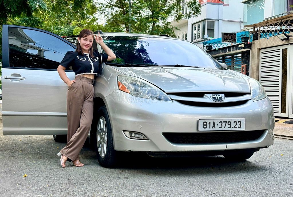 Toyota Sienna 2007 Tự động 3.5 Bạc đẹp