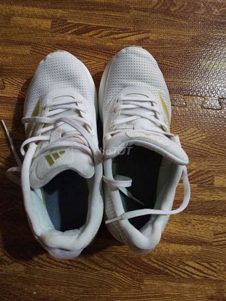 Giày thể thao Adidas Unisex Trắng size 40. Mua bán Giày dép tại Quận Hồng Bàng Hải Phòng được đăng bởi hunghoan hình 1
