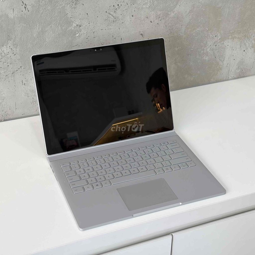 Microsoft Surface Book i5 8GB/128GB Bạc. Mua bán Laptop tại Quận 10 Tp Hồ Chí Minh được đăng bởi Nguyễn Quang Huy hình 1