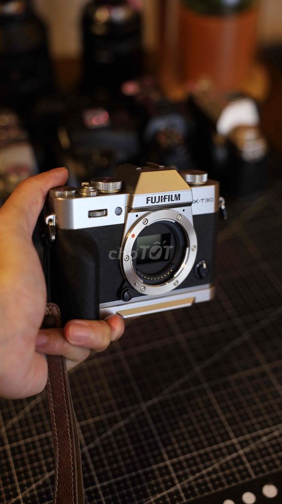 Máy ảnh Fujifilm X-T30 II Bạc, Đen. Mua bán Máy ảnh, Máy quay tại Quận 1 Tp Hồ Chí Minh được đăng bởi Thành Công hình 1