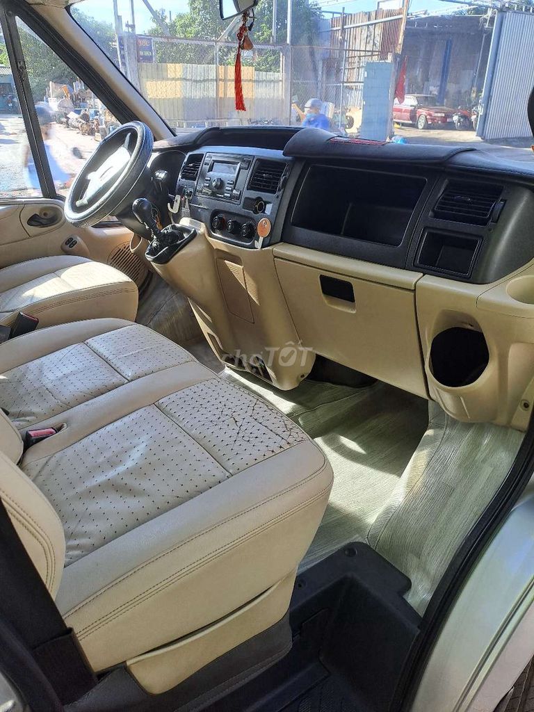 Ford Transit 2014 Luxury - 245000 km. Mua bán Ô tô tại Quận Bình Tân Tp Hồ Chí Minh được đăng bởi HÙNG HÂU hình 3