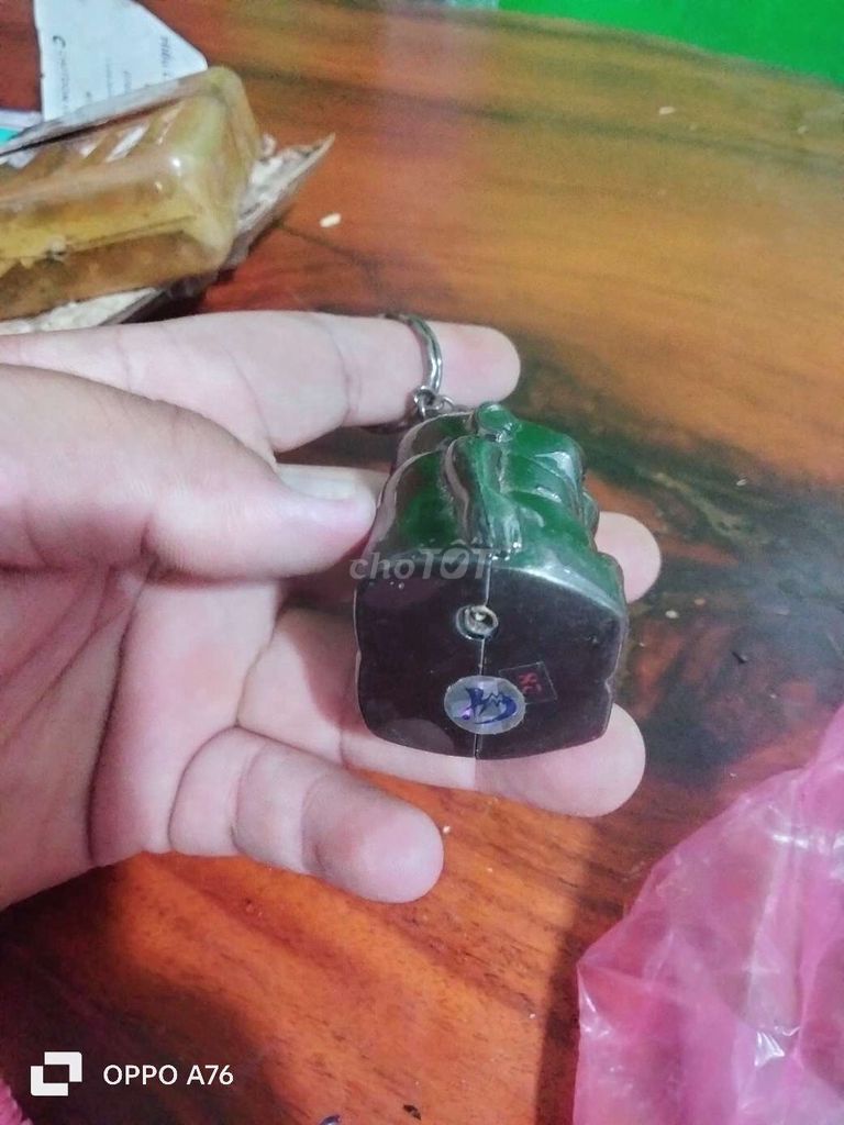 Bật lửa móc khóa