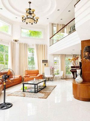 CHỦ CẦN BÁN GẤP BIỆT THỰ 2 MẶT TIỀN  KDC GIA HÒA - PHƯỚC LONG - QUẬN 9