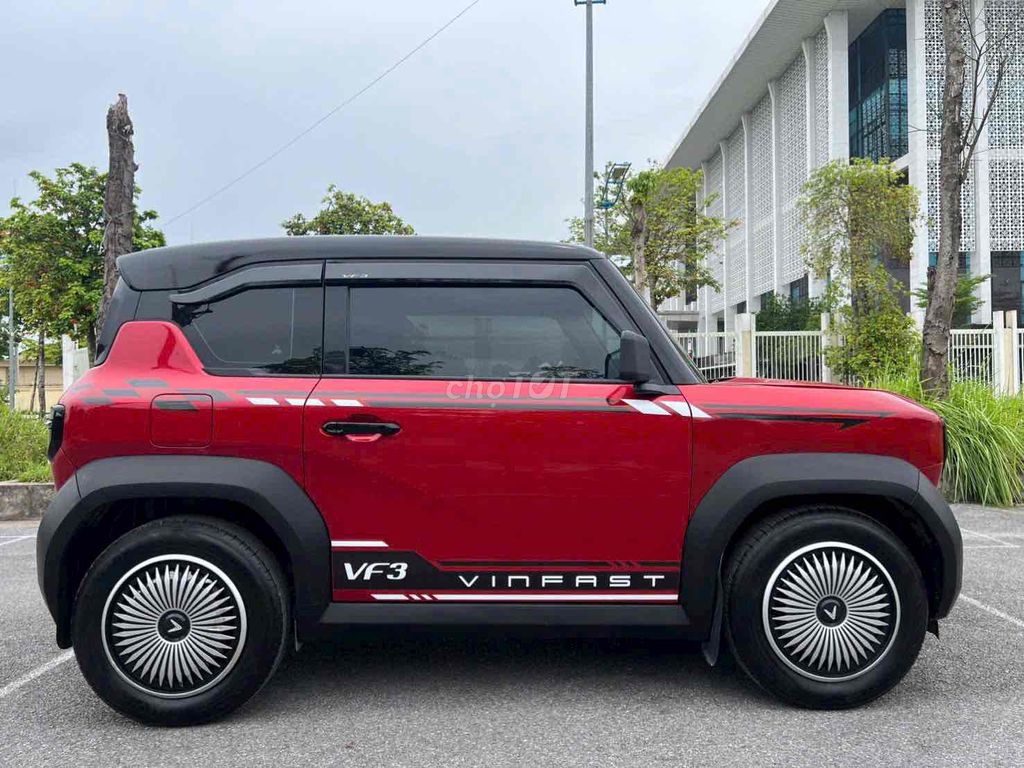 VinFast VF3 2024 электро 1.900 км красный