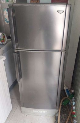Tủ lạnh 180 lít Sharp zin đẹp