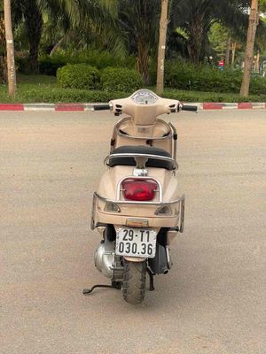 Piaggio Vespa LX 125 i.e. Kem