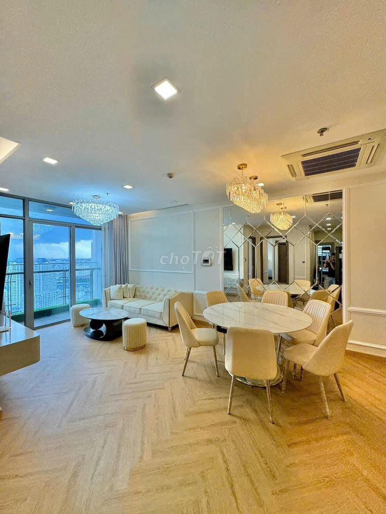 1-комн. кв., 55 кв.м, вся мебель, отличный вид, Cozy Home