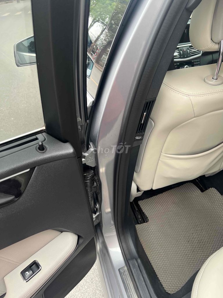 Mercedes Benz E Class 2010 E250 - 150000 km. Mua bán Ô tô tại Quận Hoàng Mai Hà Nội được đăng bởi Trí Nhân hình 11