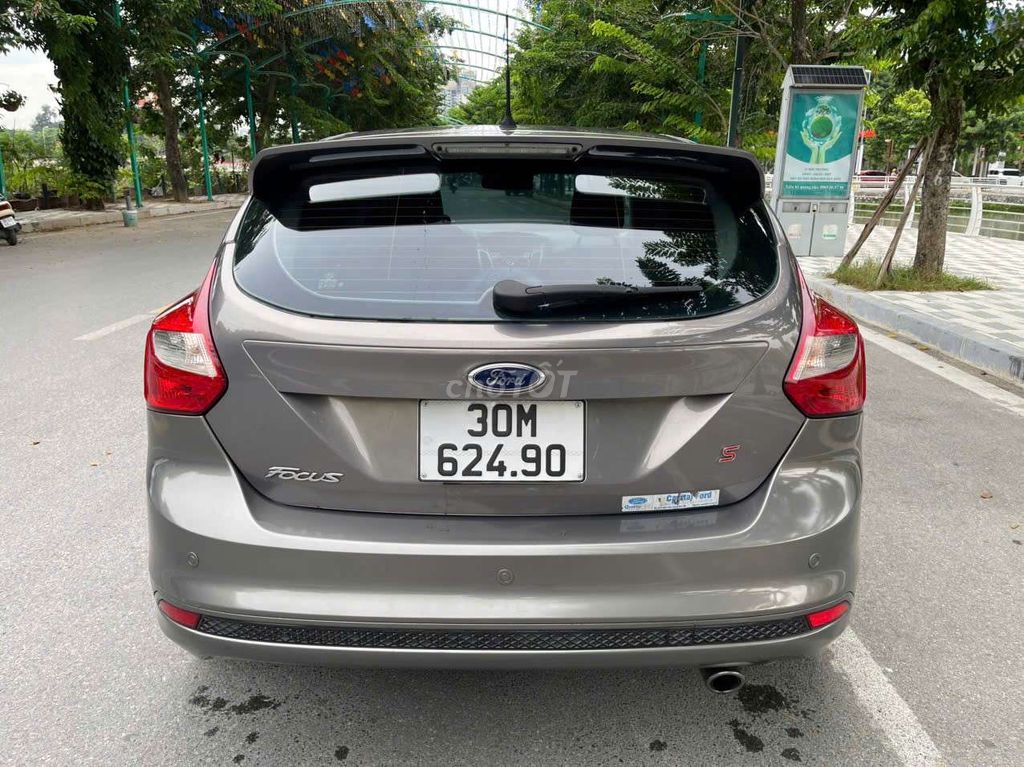 Chính chủ bán focus 2014 tự động. Mua bán Ô tô tại Quận Hoàn Kiếm Hà Nội được đăng bởi Bác nghiêm hình 4