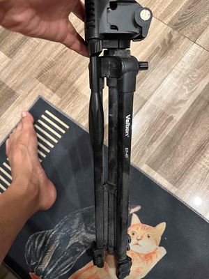 chân máy ảnh velbon