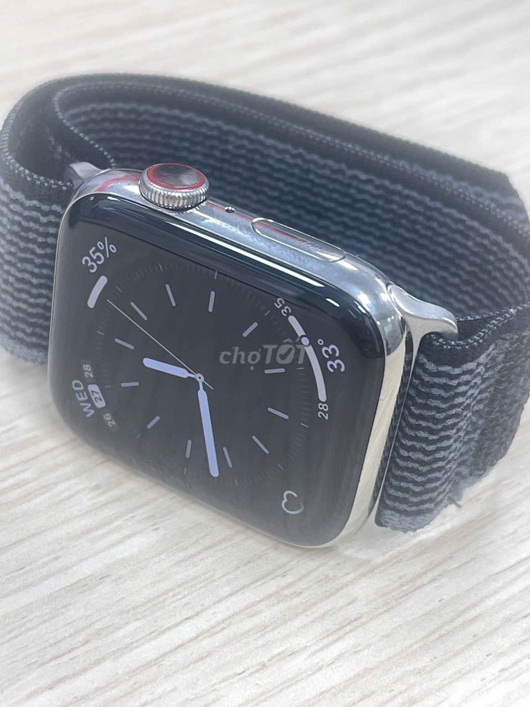 Apple Watch Series 5 Thép Bạc 44mm. Mua bán Thiết bị đeo thông minh tại Quận 8 Tp Hồ Chí Minh được đăng bởi Son hình 1